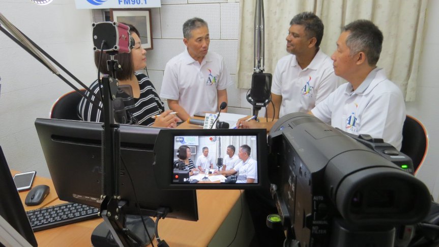 35194237_10155978338009160_6935461765937364992_o